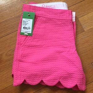 Hot Pink Scalloped Lilly Pulitzer shorts