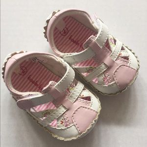 Koala Kids infant size 2 shoes