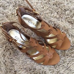 Khaki heels by Guess