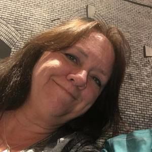 Meet your Posher, Lori