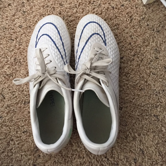 Nike hypervenom soccer cleats