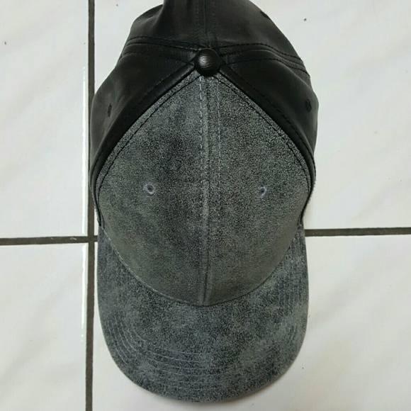 Two toned leather cap