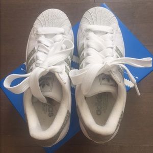 Adidas Superstar MNG W