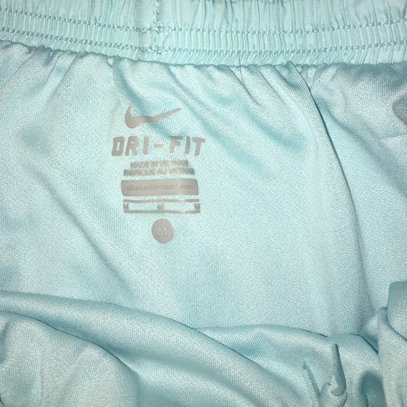 Nike shorts - Picture 2 of 2