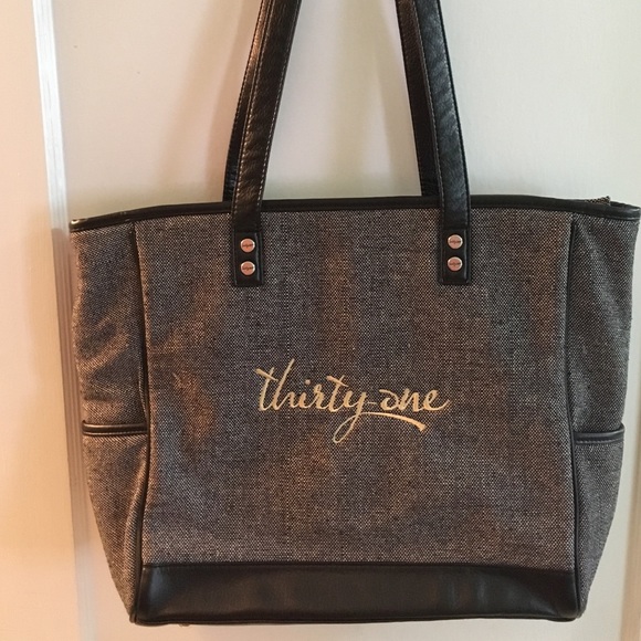 Thirty One Cindy Tote, never used