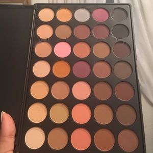 Morphe 35N Pallet