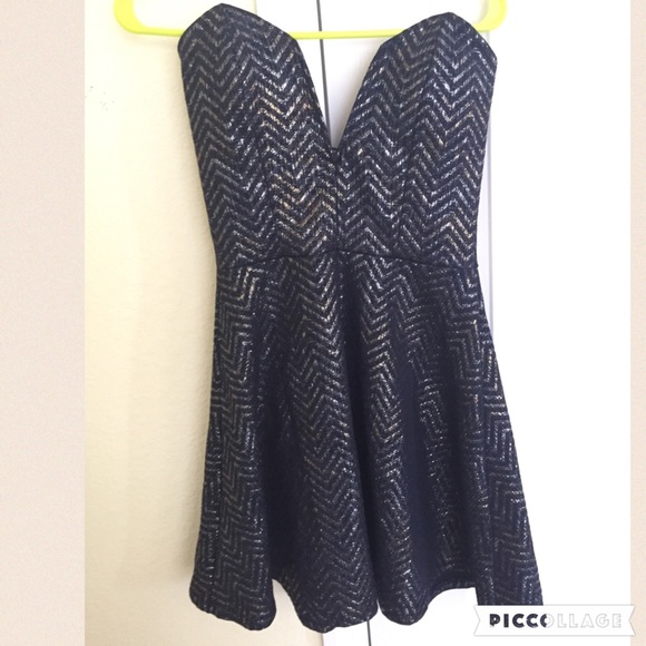 Charlotte Russe Sz M Navy Blue Cocktail dress