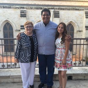 Meet your Posher, Angela