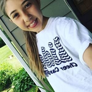 Meet your Posher, Avery