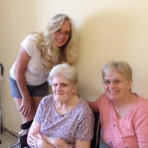 Meet your Posher, Beth