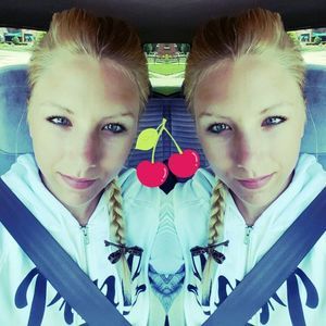 Meet your Posher, Cassandra