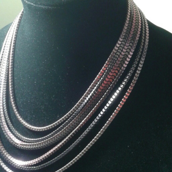 Statement Necklace - Picture 3 of 4