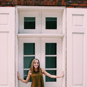 Meet your Posher, Sarah anne