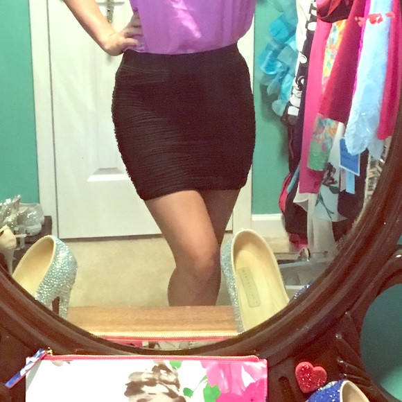 Black mini skirt S