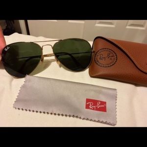 Raybans aviators for sale!!