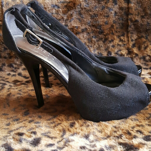 🚫SOLD🚫Guess black heels - Picture 3 of 4