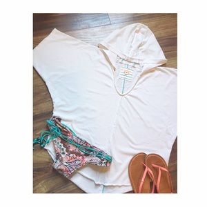 T.la North Coast hoodie