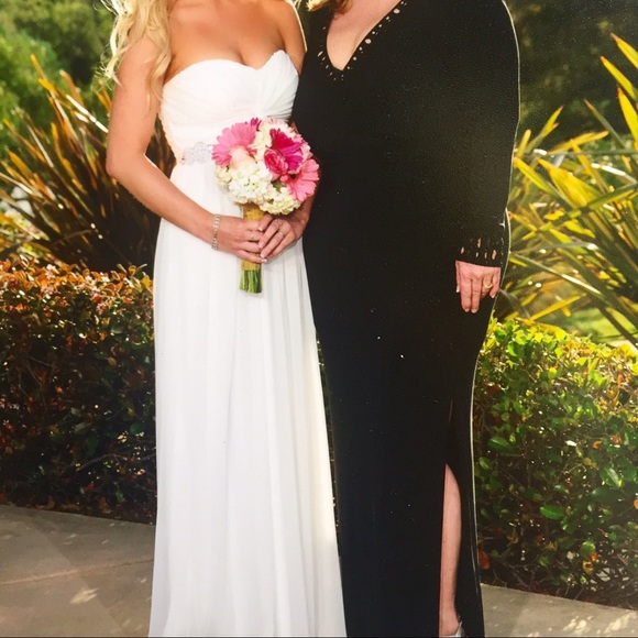 White chiffon evening gown - Picture 4 of 4