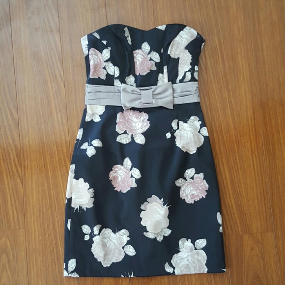 Short Strapless Flower Dress with Bow