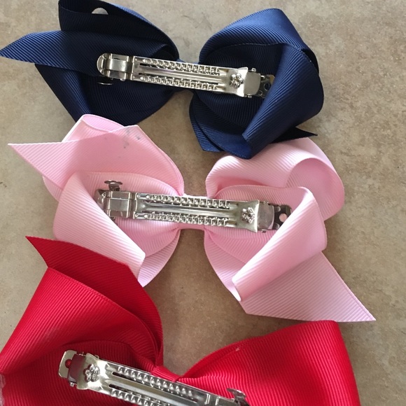 Bows - Picture 2 of 2