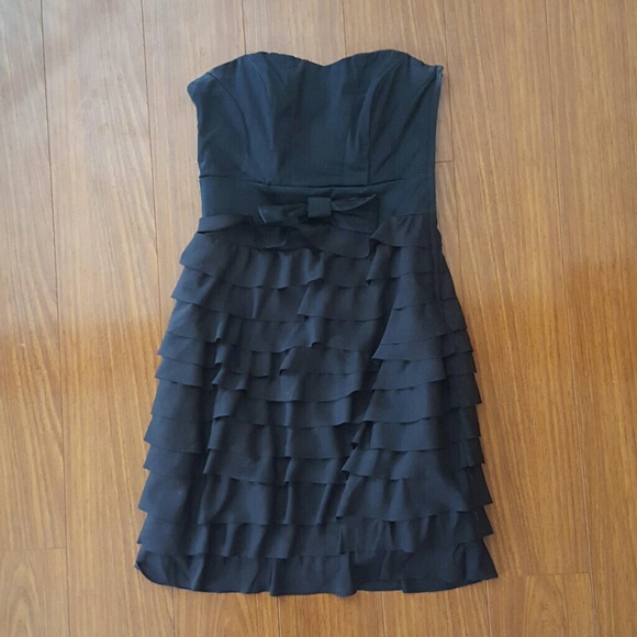 Black Strapless Ruffle Dress with Bow