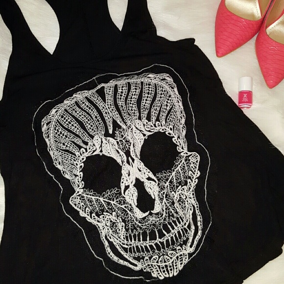 Super cute skull tank