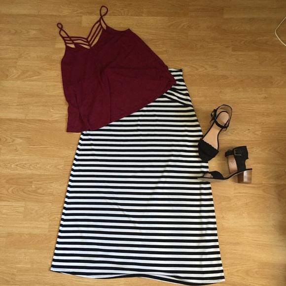 Black & White Striped Maxi Skirt - Size Small