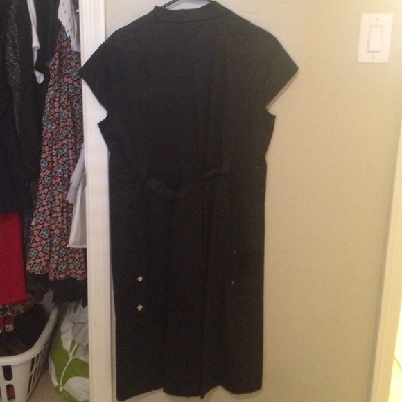 Button down shirt dress - Picture 3 of 4