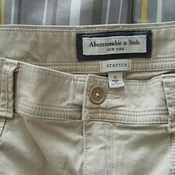 Casual khaki skirt - Picture 2 of 4