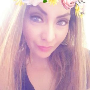 Meet your Posher, Sonia