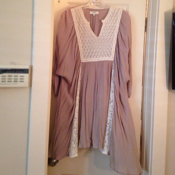 Umgee Tops - Umgee flowy tunic top - never worn