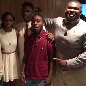 Meet your Posher, Cajavia