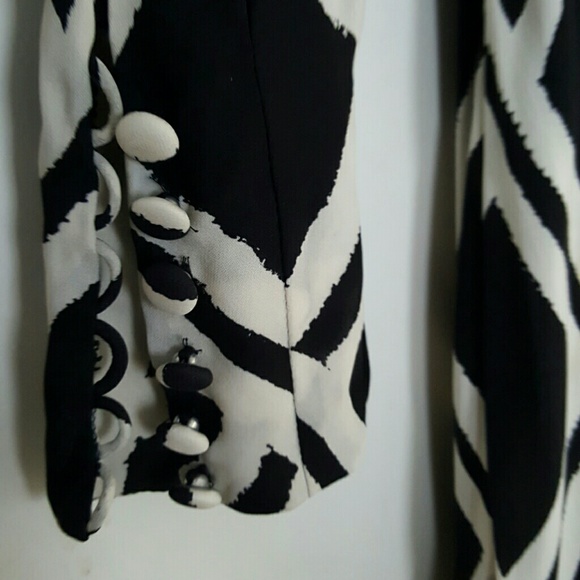 Silk dress - Picture 4 of 4