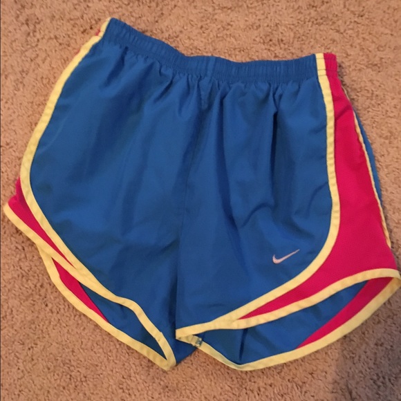 Running shorts