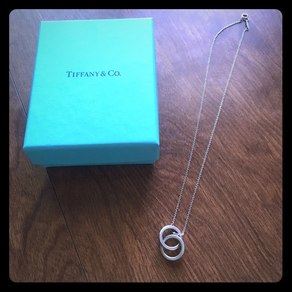 Tiffanys necklace