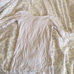 3/4 length sleeve white shirt
