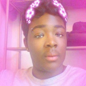 Meet your Posher, Desiree