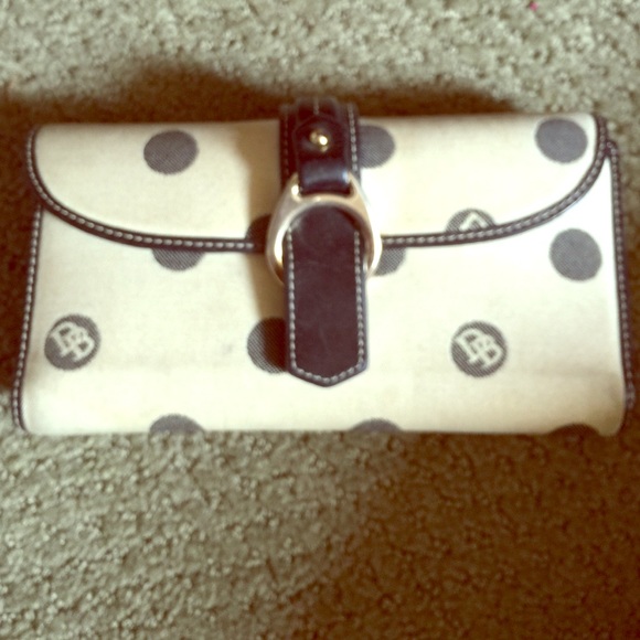 Dooney and Bourke wallet