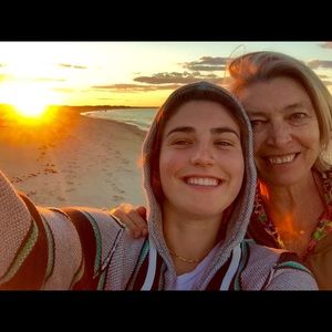 Meet your Posher, Charlotte