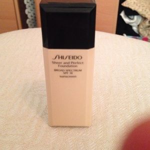Shiseido sheer and perfect foundation