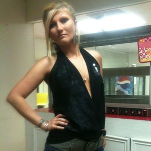 Meet your Posher, Alisha