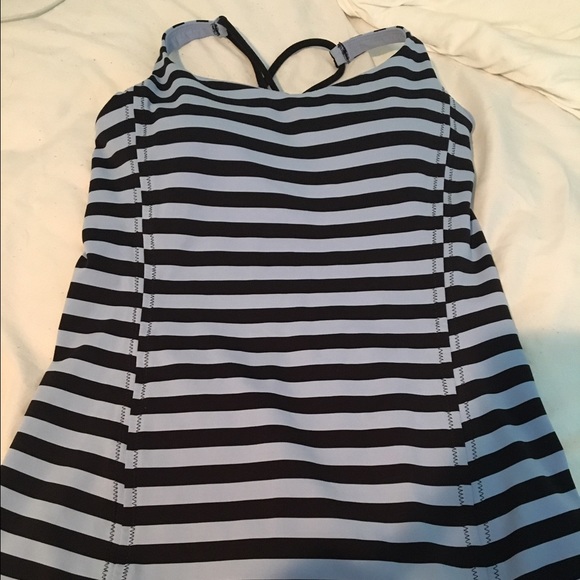 Lululemon work out tank top!!