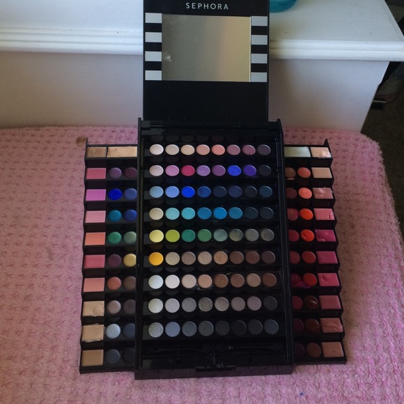 Sephora make up kit!! - Picture 2 of 2