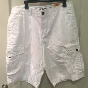 Men's White cargo shorts