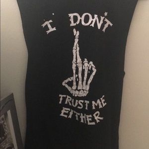 I don't trust me either muscle tee