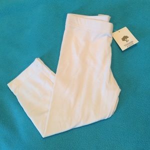 NWT-Tucker + Tate, size 5, white, Capri leggings