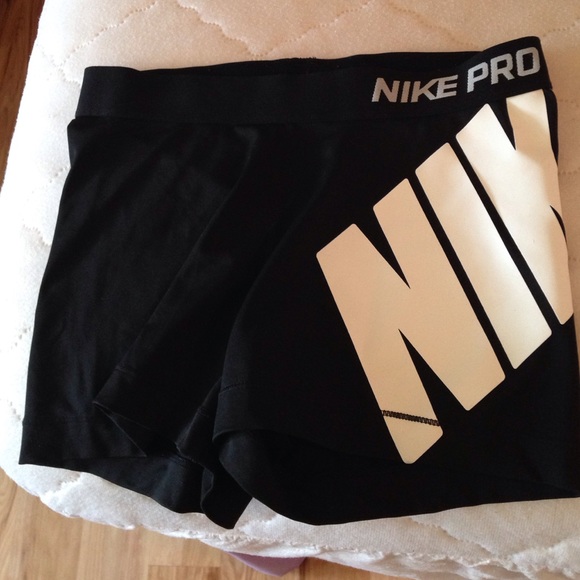 Nike spandex