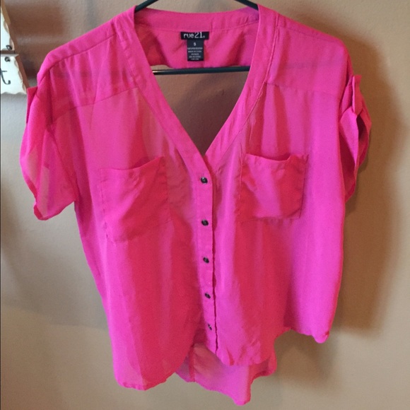 Rue 21 Top