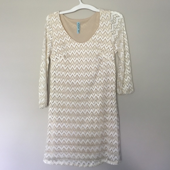Francesca's ivory/gold chevron dress