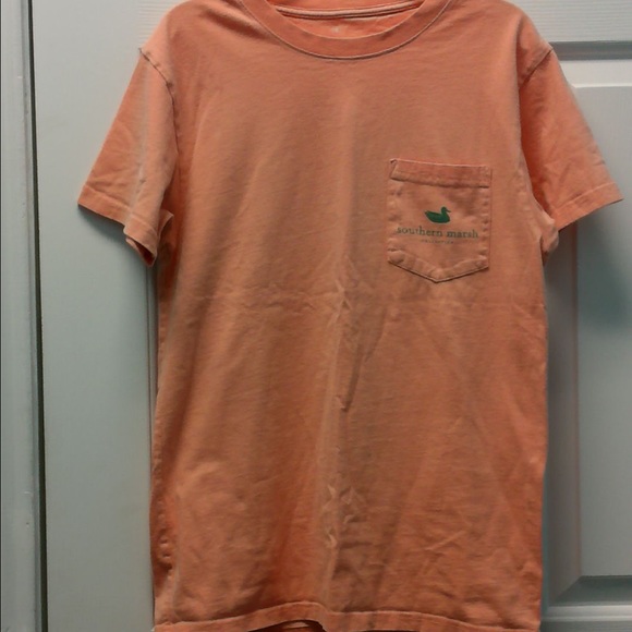 Peach colored Southern Marsh top